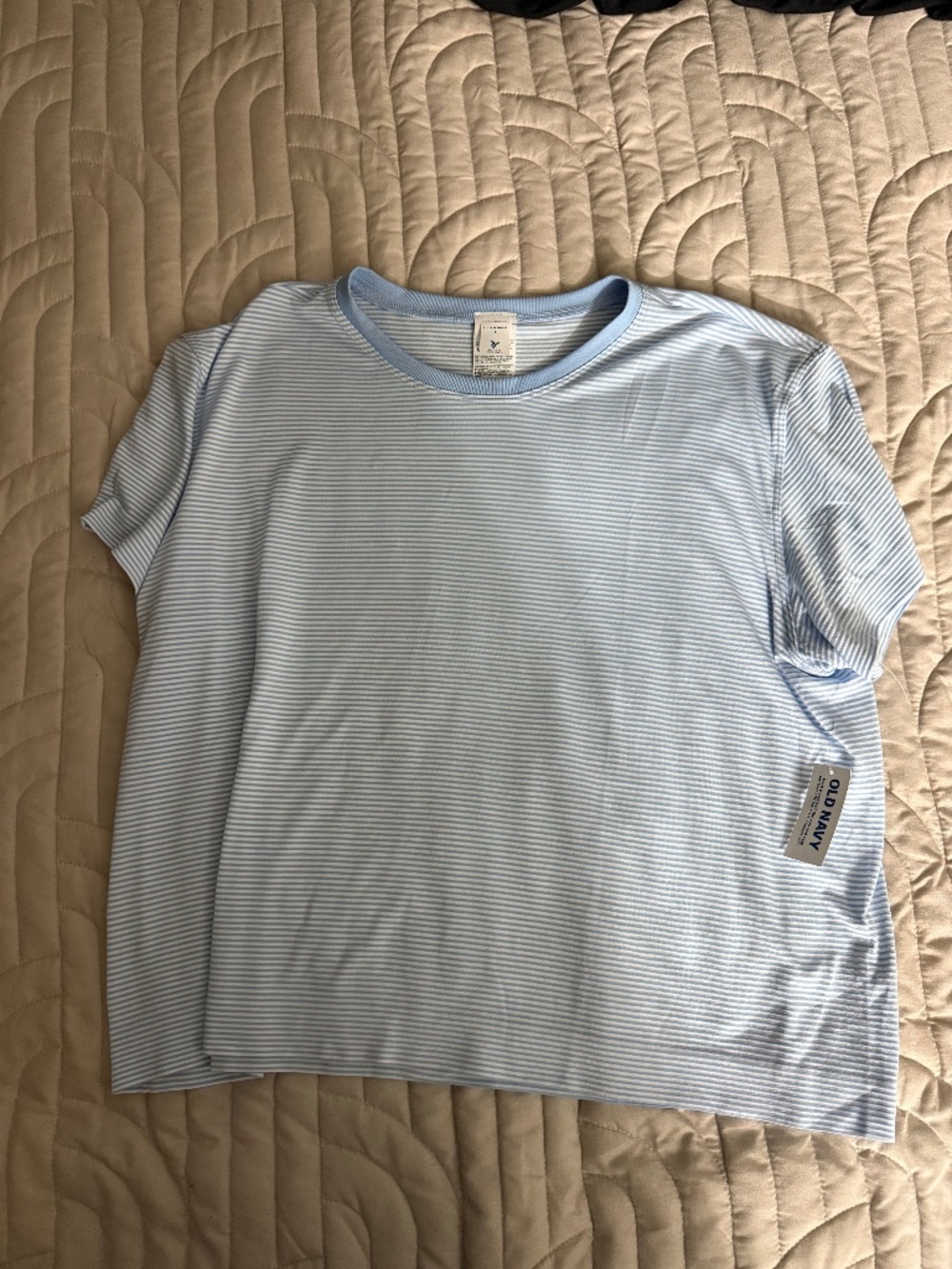 Nwt old navy tee